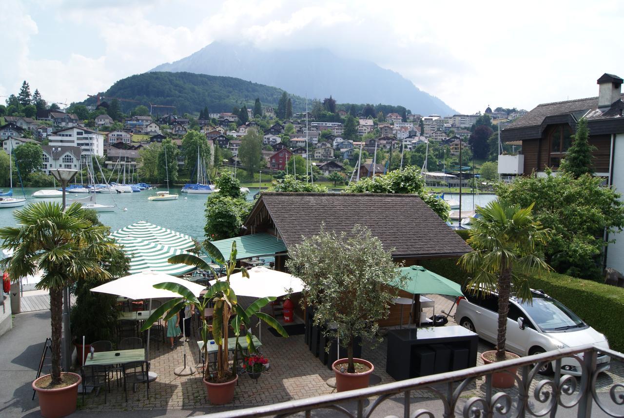 Hotel Schlosspintli Spiez Exteriör bild